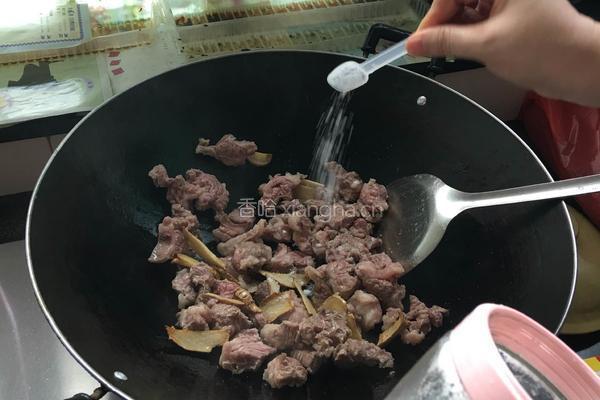咖喱牛肉薯仔?的做法图解5
