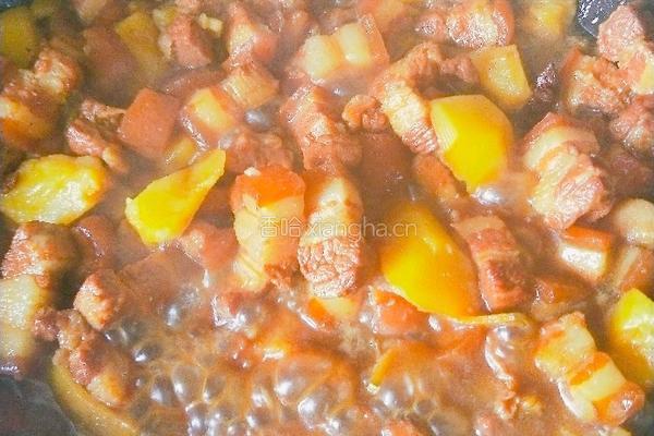 红烧肉炖土豆的做法图解17
