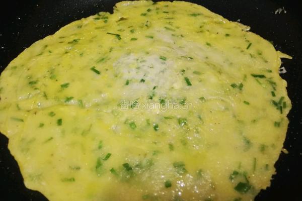 韭菜鸡蛋饼的做法图解8