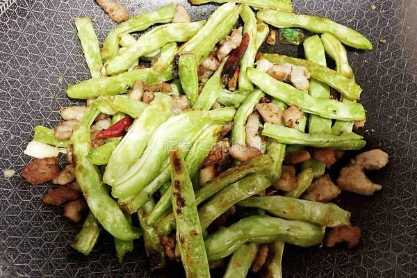 干煸四季豆的做法图解7