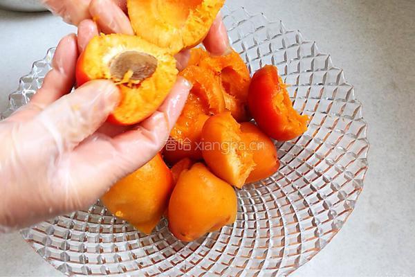 自制红杏酱的做法图解2