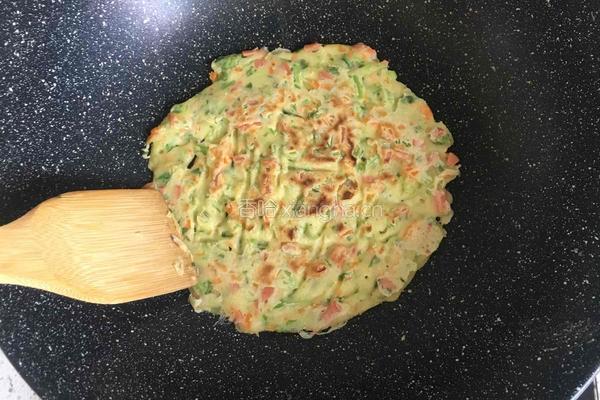 芹菜胡萝卜鸡蛋饼的做法图解4