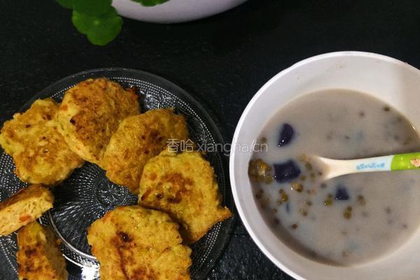 鸡胸肉胡萝卜玉米饼减肥早餐的做法图解4