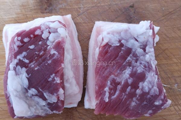 梅菜扣肉的做法图解1