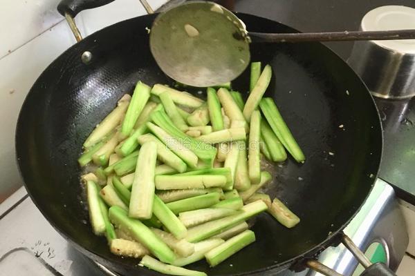 清炒丝瓜的做法图解7