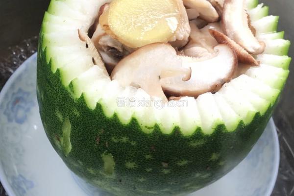 鸡翅冬瓜盅的做法图解13
