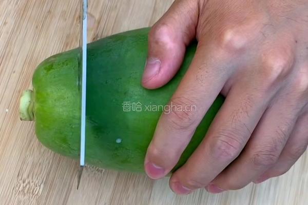 牛奶木瓜的做法图解1