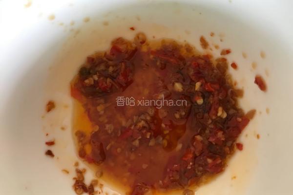 蒜蓉辣酱烤香菇的做法图解3