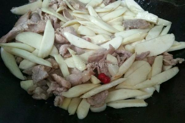 茭白炒肉片的做法图解10