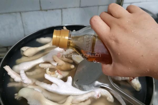 卤鸡爪的做法图解3