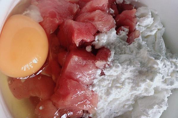 菠萝咕噜肉的做法图解4