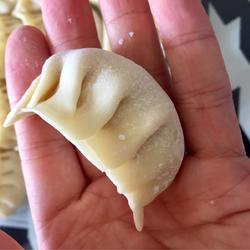 白菜猪肉虾仁水饺的做法[图]