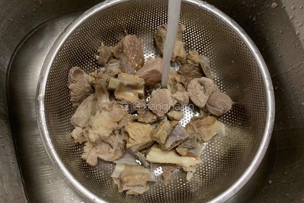 砂锅豇豆炖排骨的做法图解4
