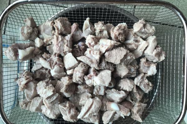 土豆烧排骨的做法图解4