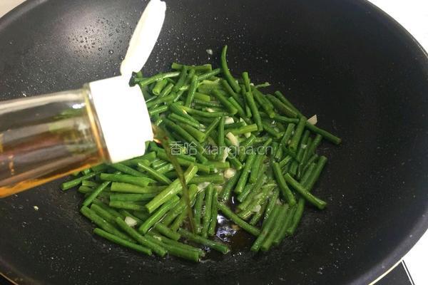 豇豆炒鸡蛋的做法图解6