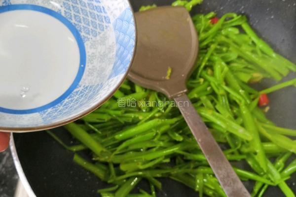 酒糟空心菜梗的做法图解5