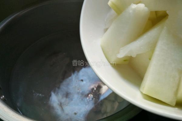 冬瓜花蛤肉片汤的做法图解4
