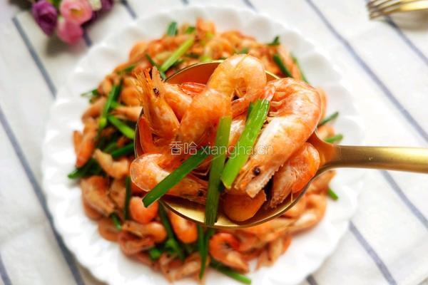 韭菜苔炒河虾的做法图解1