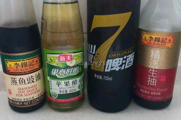 凉拌西湖木耳的做法图解2