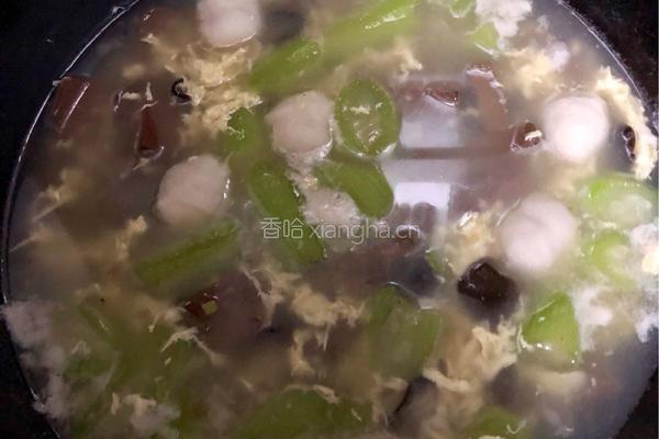 丝瓜鸭血鱼丸汤的做法图解8