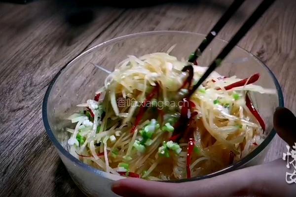 炝拌土豆丝的做法图解3