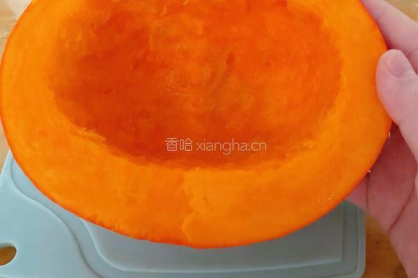 南瓜羹的做法图解1
