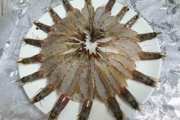 蒜蓉开背虾的做法图解4