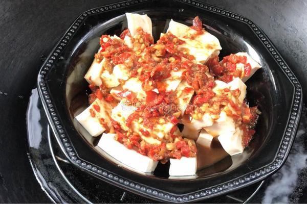 辣椒酱蒸豆腐的做法图解5