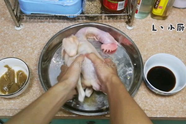 秘制手撕盐焗鸡 （微波炉版）的做法图解2