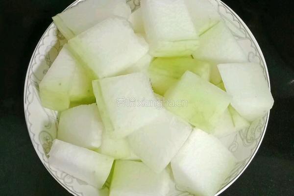 冬瓜肉丸汤的做法图解1