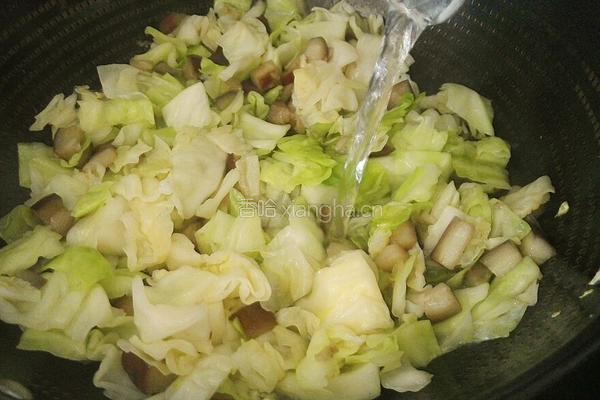 茄子炒卷心菜的做法图解9