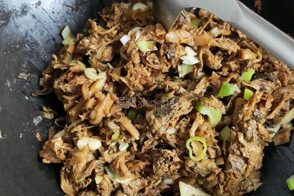 梅菜扣肉的做法图解2