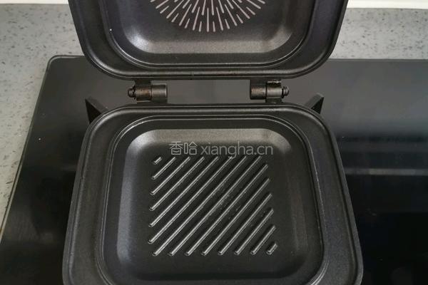 果酱烤吐司的做法图解2