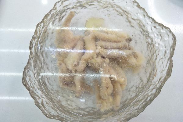 吃到停不下来的百香果柠檬鸡爪的做法图解3