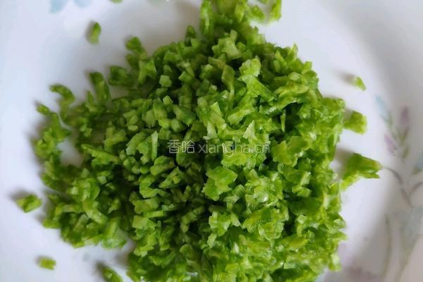 苦瓜鸡蛋饼的做法图解2