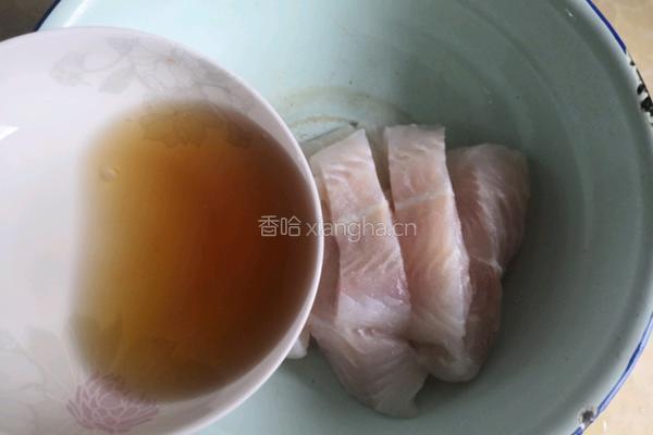 香煎巴沙鱼的做法图解3