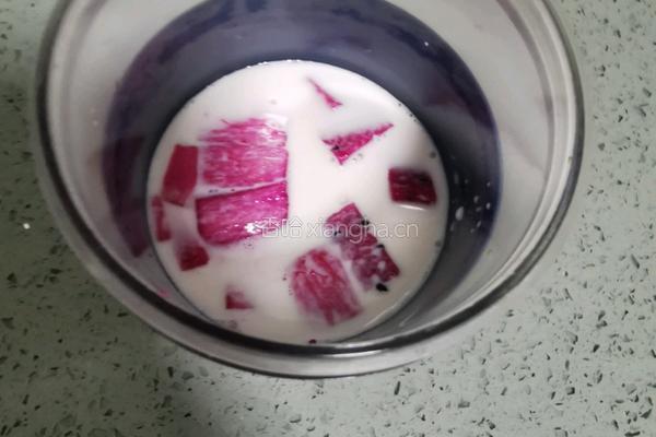 火龙果奶昔的做法图解7