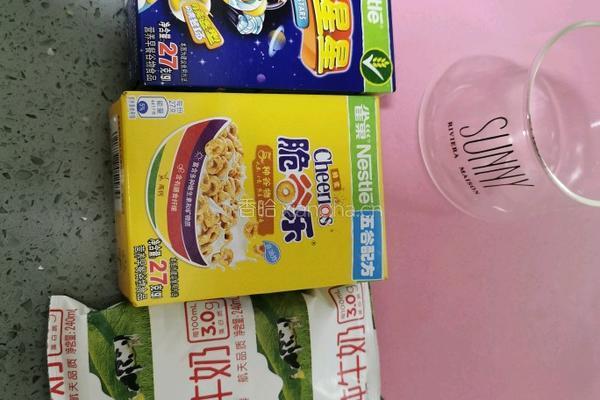 牛奶谷物的做法图解1