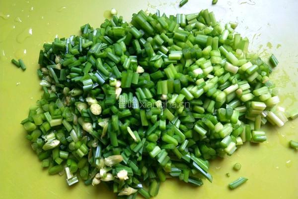 韭菜苔炒肉沫的做法图解4