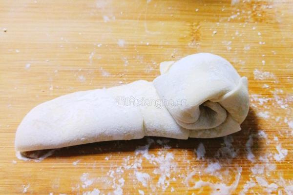 虾滑玫瑰花煎饺的做法图解5