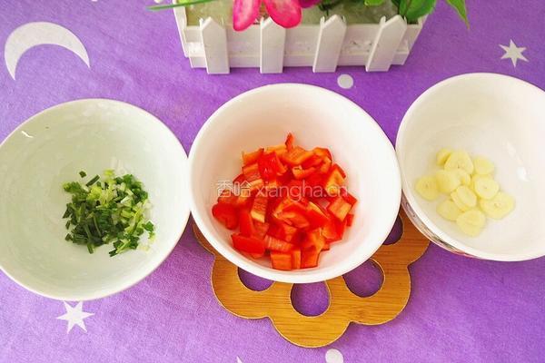 清蒸豆腐虾仁的做法图解3