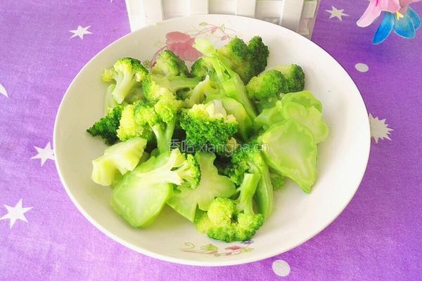 豆芽炒西兰花的做法图解5