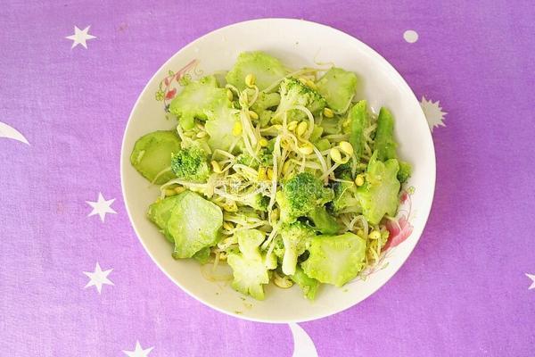 豆芽炒西兰花的做法图解14