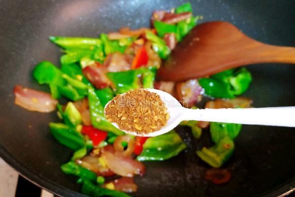 腊肉炒辣椒的做法图解7