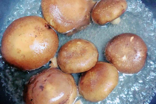 韭菜苔三鲜水饺的做法图解3