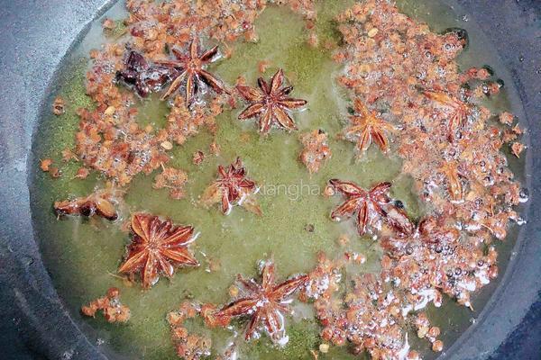 韭菜苔三鲜水饺的做法图解2