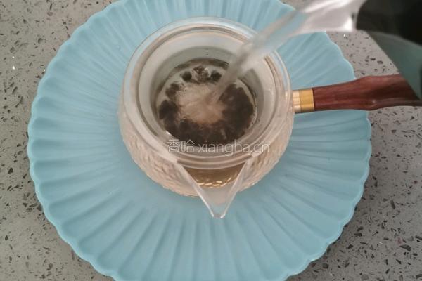 柠檬冰普洱茶的做法图解4