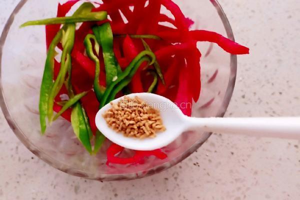 凉拌火龙果皮的做法图解6