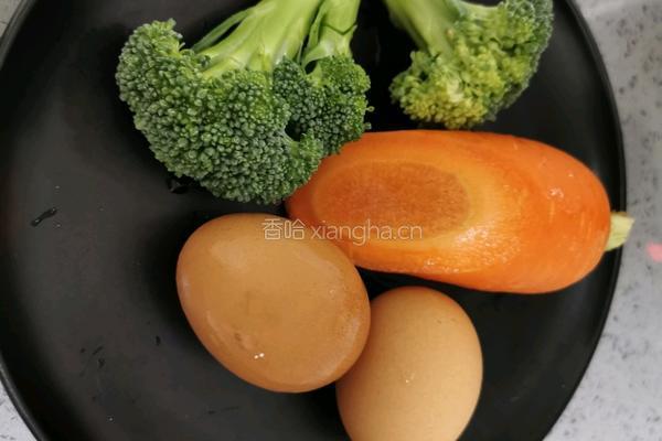 杂蔬麦片早餐饼（快手能量早餐）的做法图解1