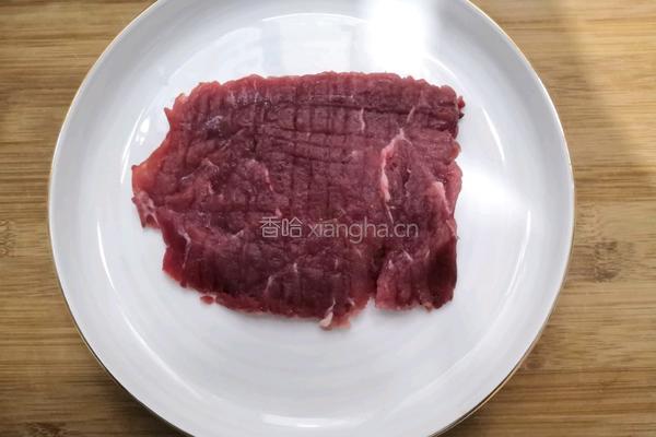 开胃迷迭香牛排的做法图解3